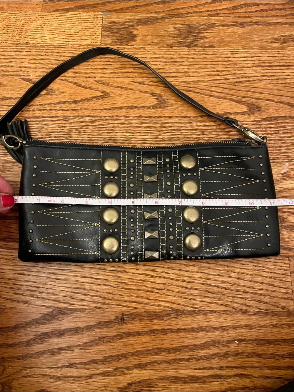 BCBGMaxAzria guc some